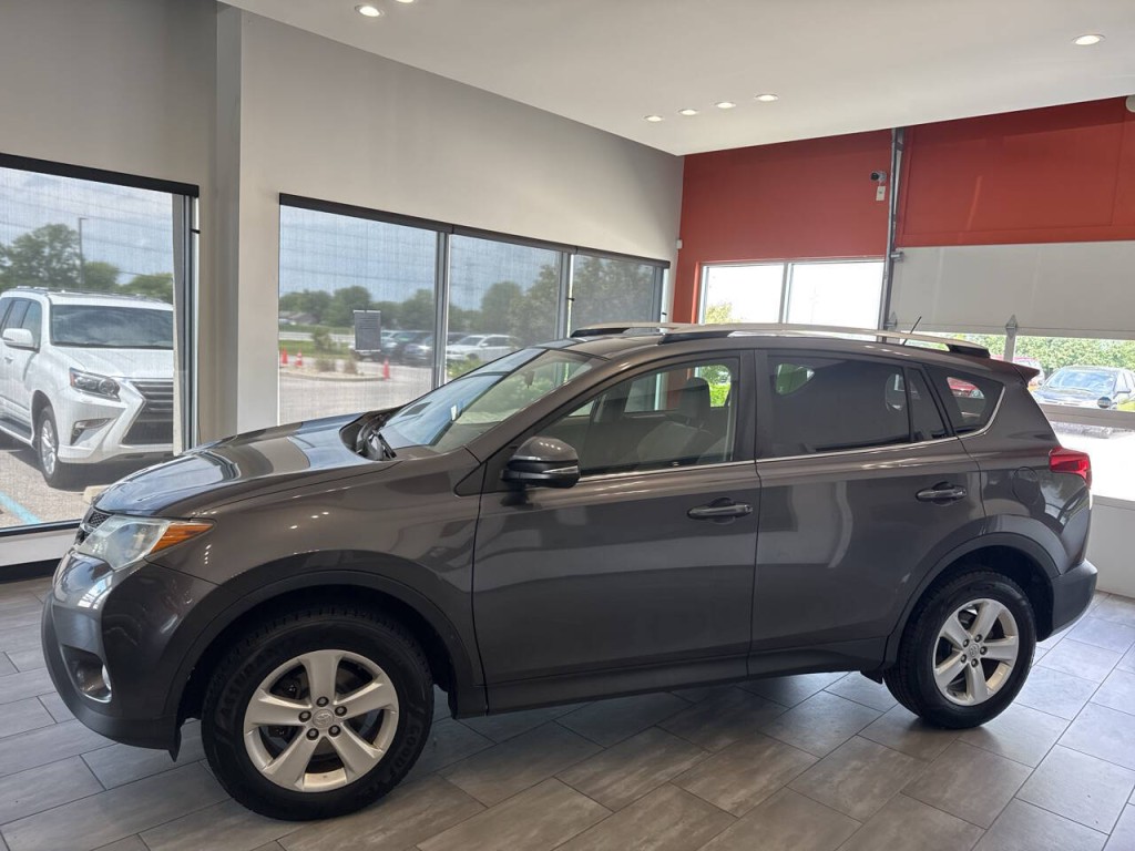 2013 Toyota Rav4 Image 8
