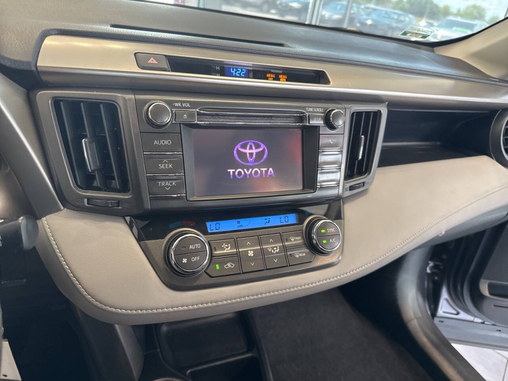 2013 Toyota Rav4 Image 21