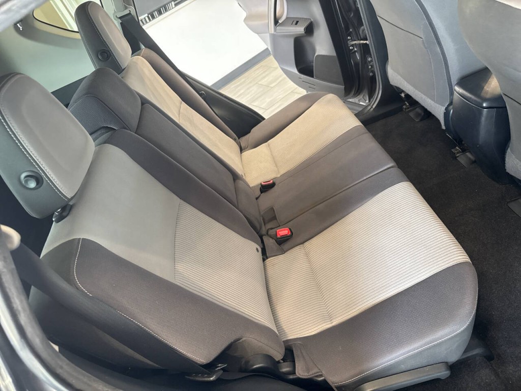 2013 Toyota Rav4 Image 27