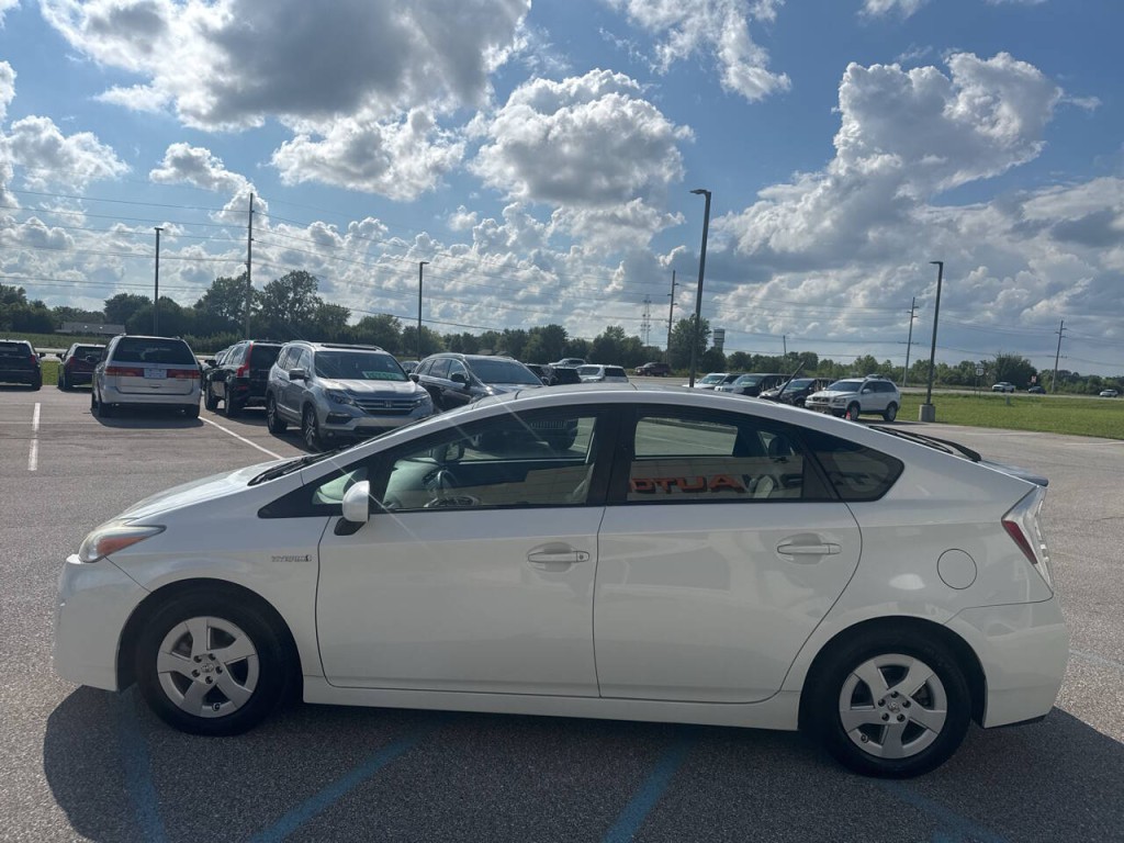 2010 Toyota Prius Image 10