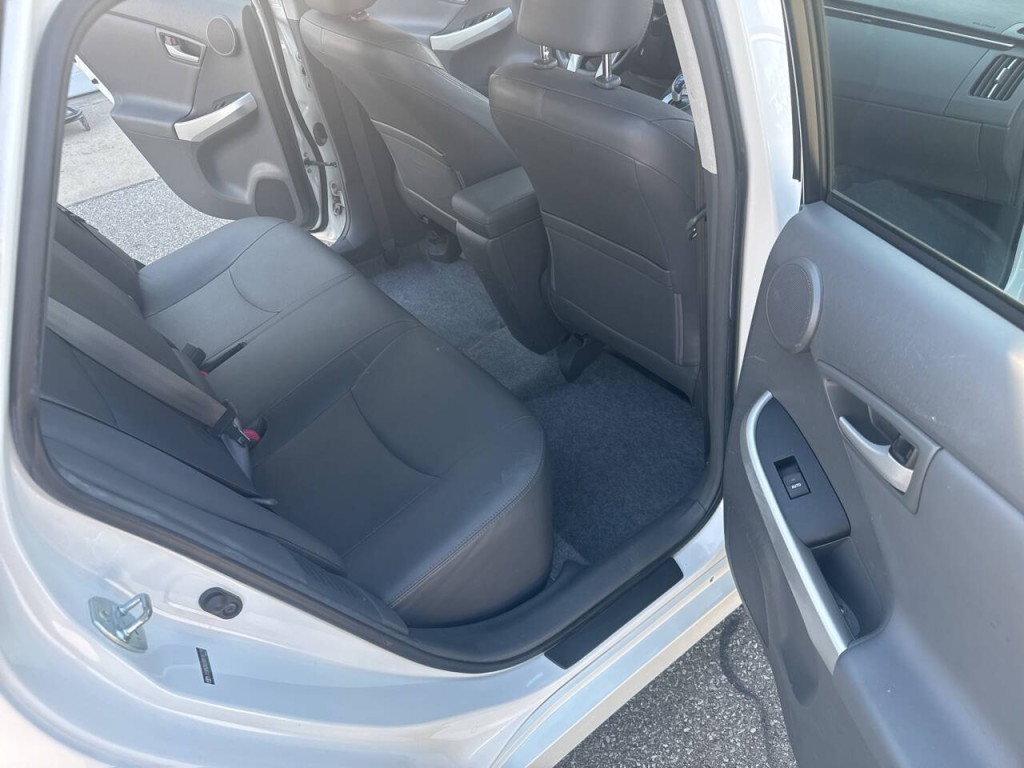 2010 Toyota Prius Image 36