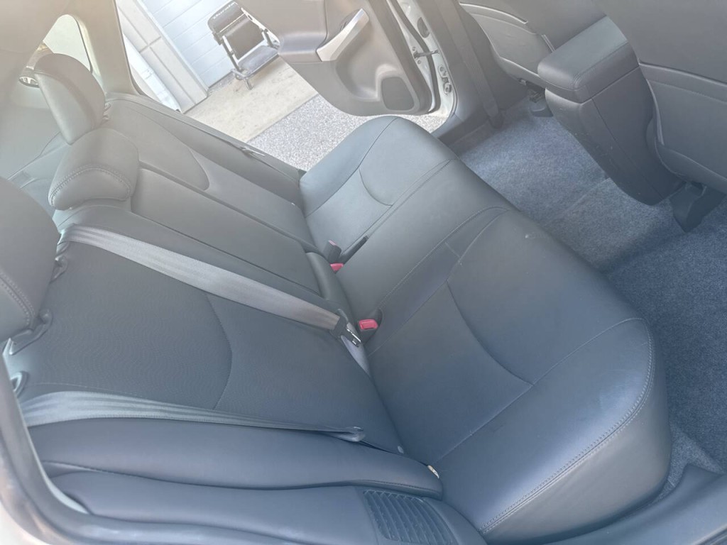 2010 Toyota Prius Image 37