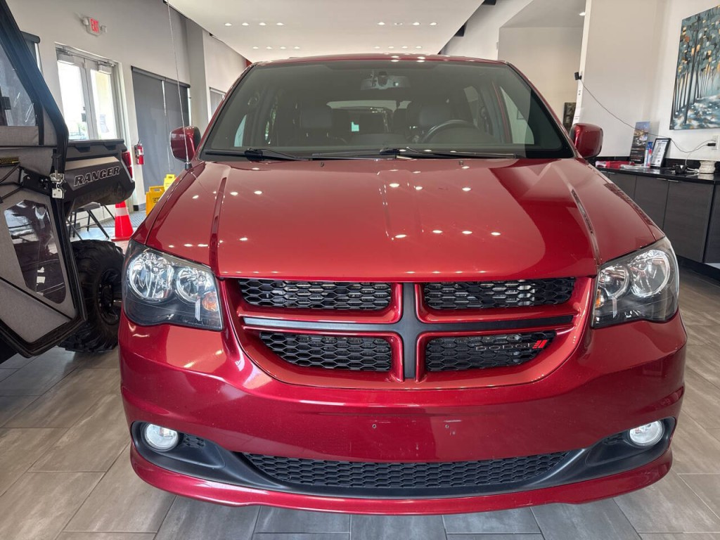 2015 Dodge Grand Caravan Image 3