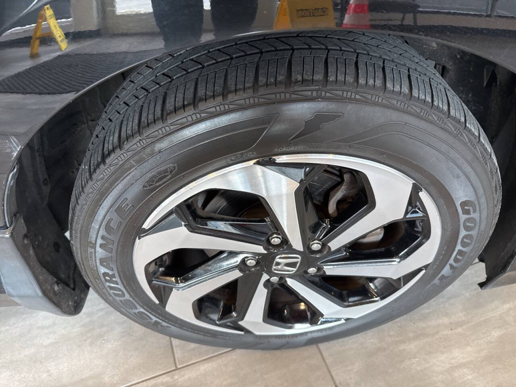 2016 Honda Accord Image 42