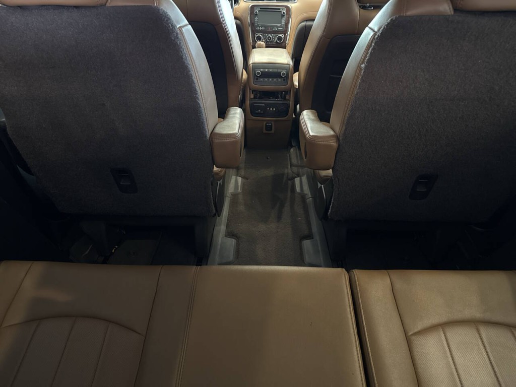 2014 Buick Enclave Image 38
