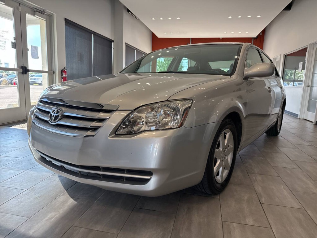 2006 Toyota Avalon Image 3