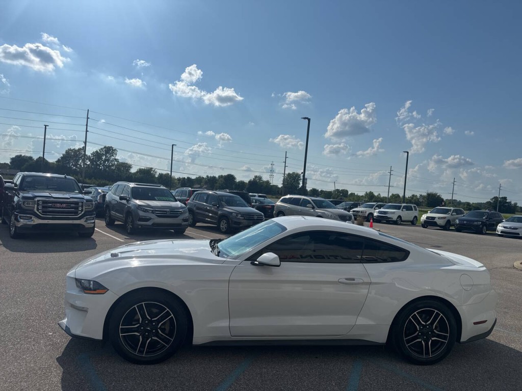 2018 Ford Mustang Image 8