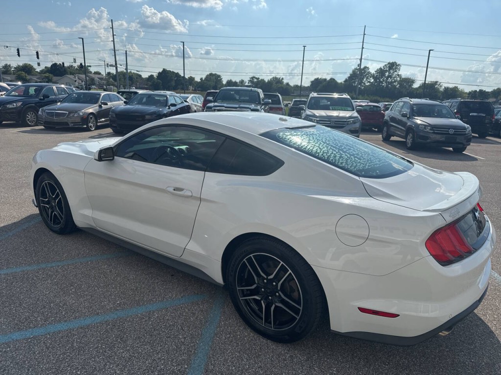 2018 Ford Mustang Image 9