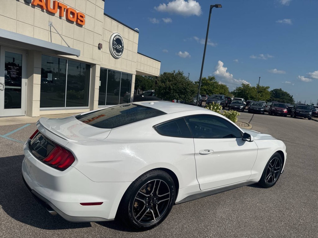 2018 Ford Mustang Image 12