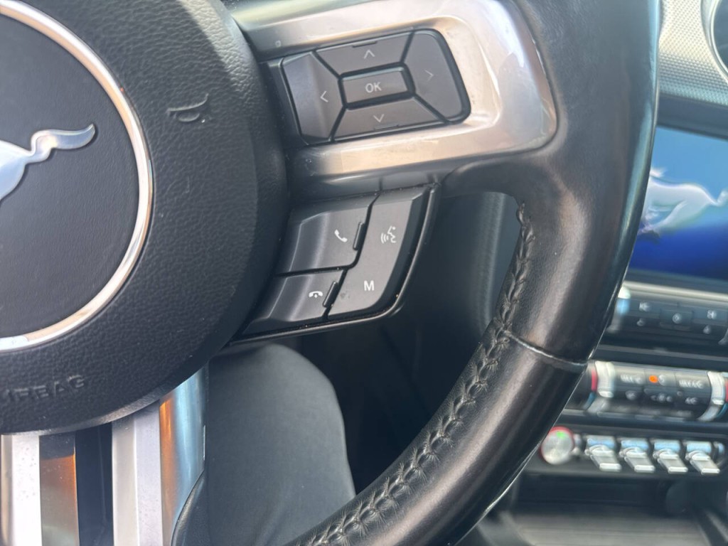 2018 Ford Mustang Image 21
