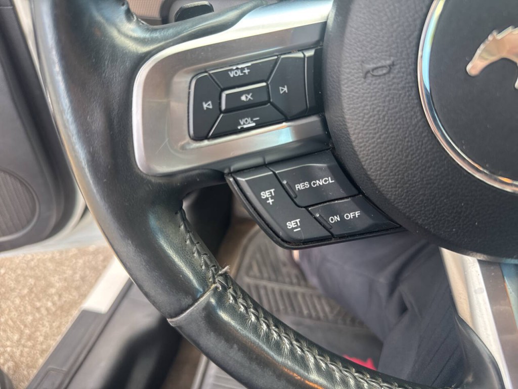2018 Ford Mustang Image 22