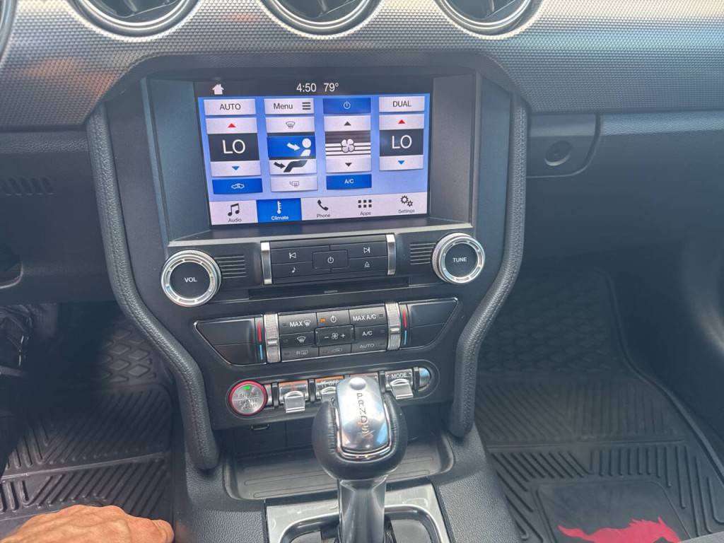 2018 Ford Mustang Image 25