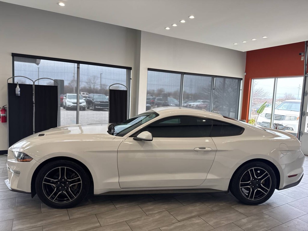 2018 Ford Mustang Image 6