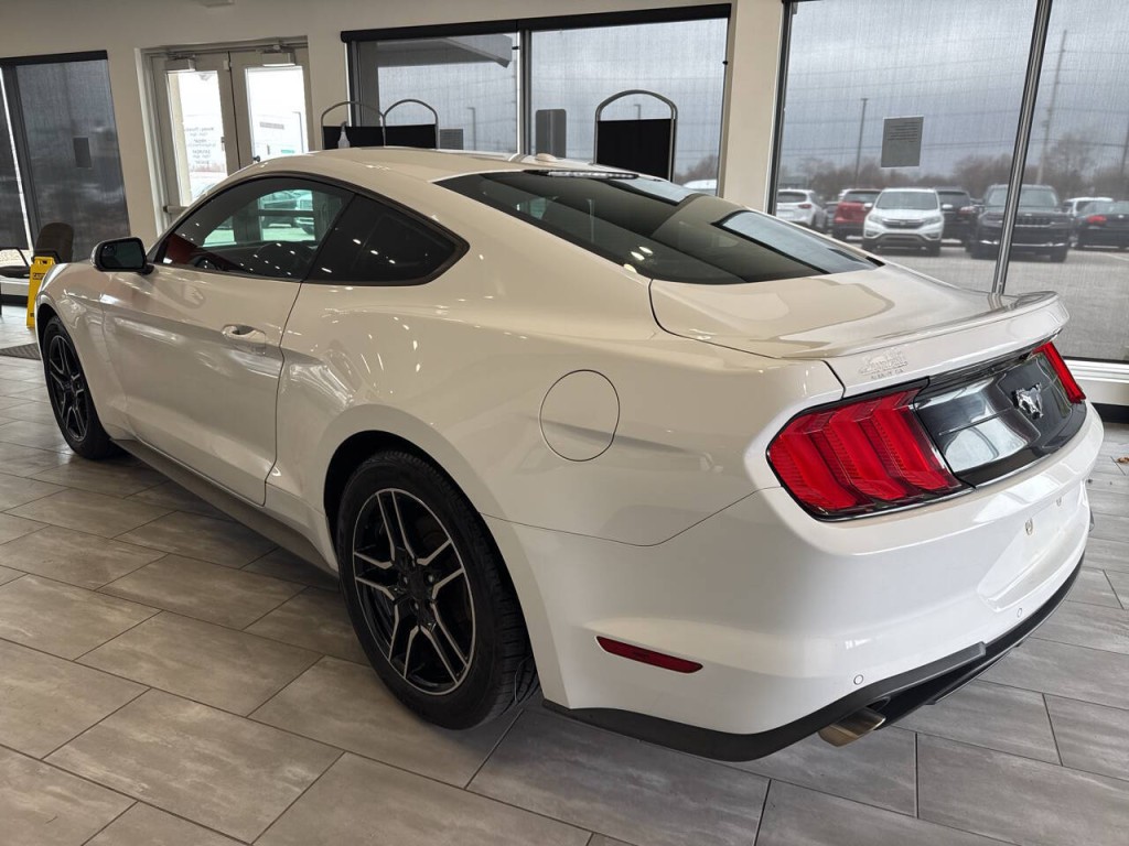 2018 Ford Mustang Image 7