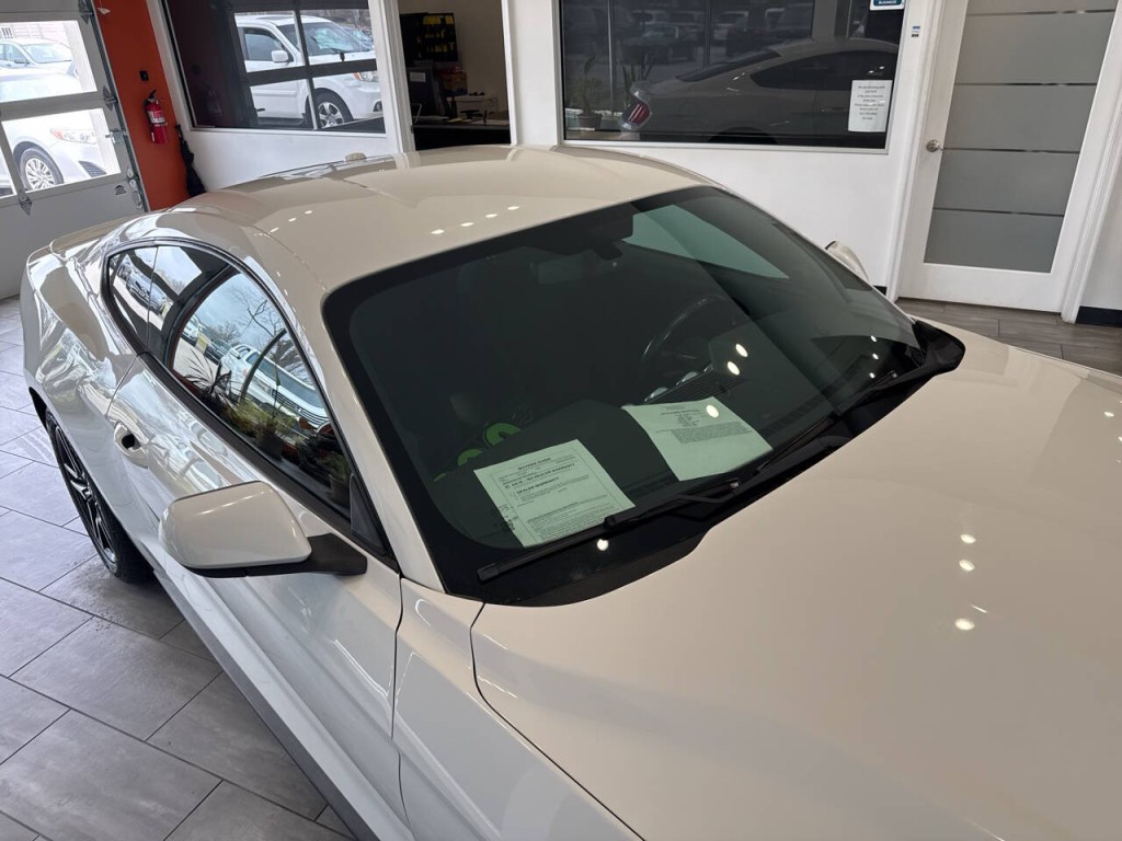 2018 Ford Mustang Image 12