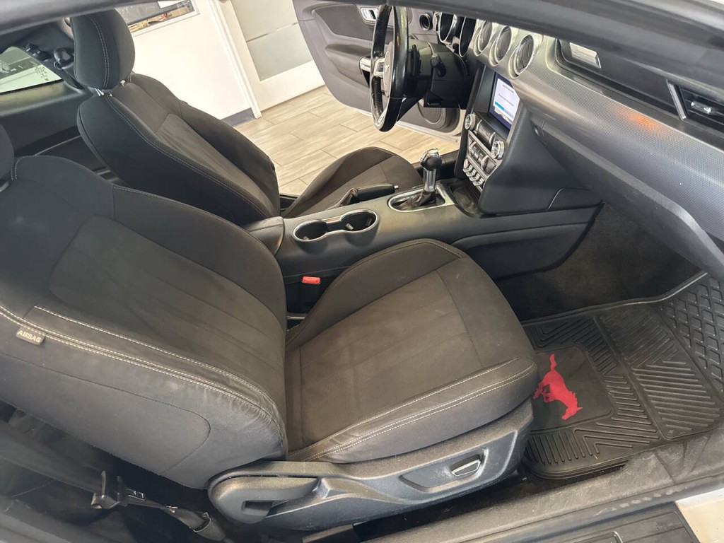 2018 Ford Mustang Image 14