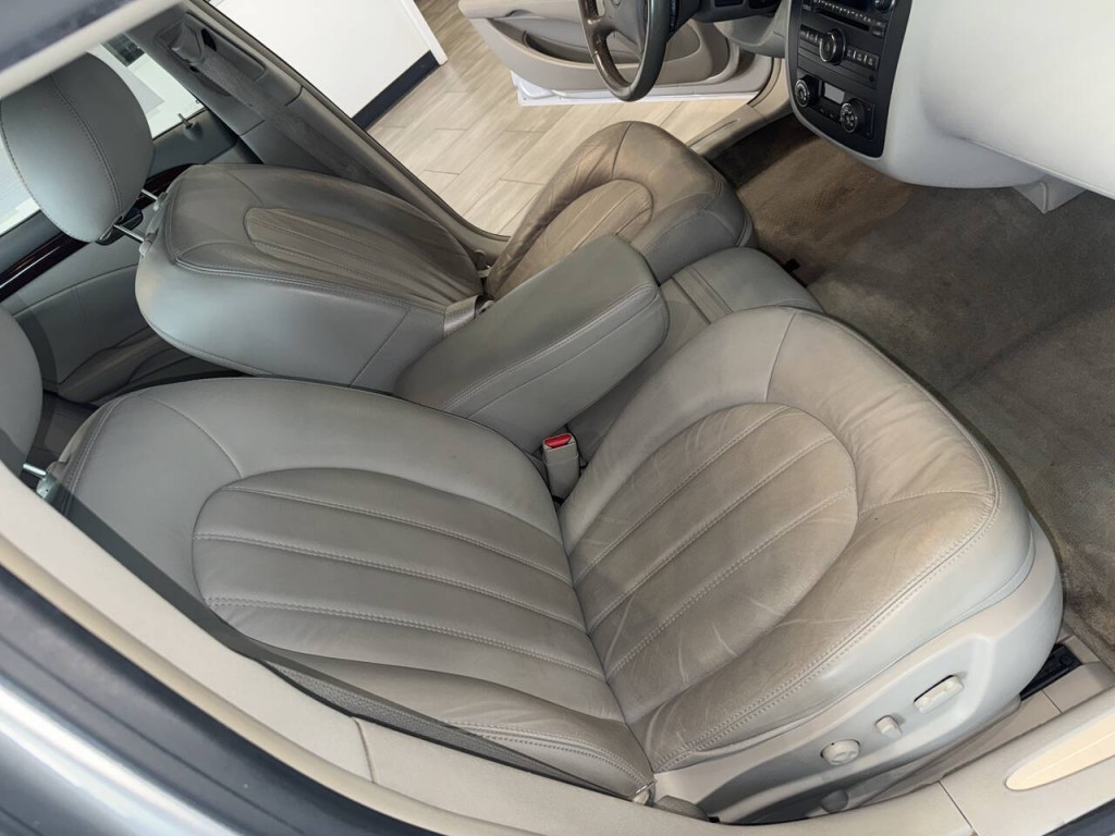 2010 Buick Lucerne Image 15
