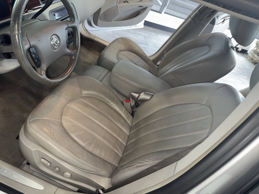 2010 Buick Lucerne Image 19