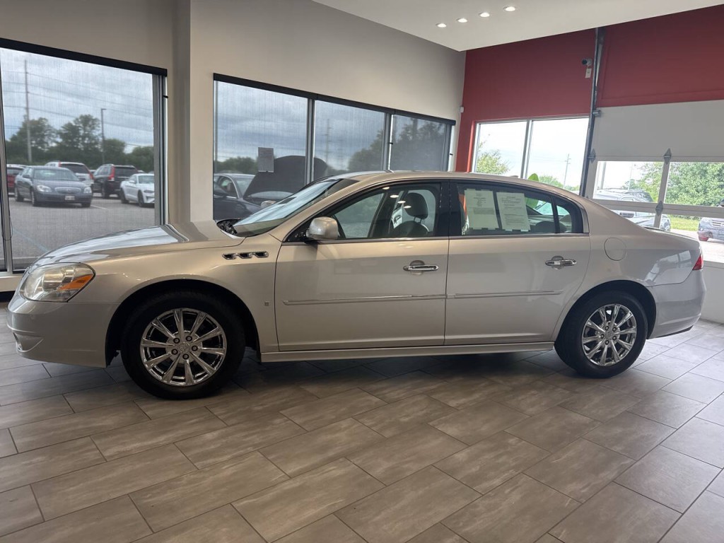 2010 Buick Lucerne Image 25
