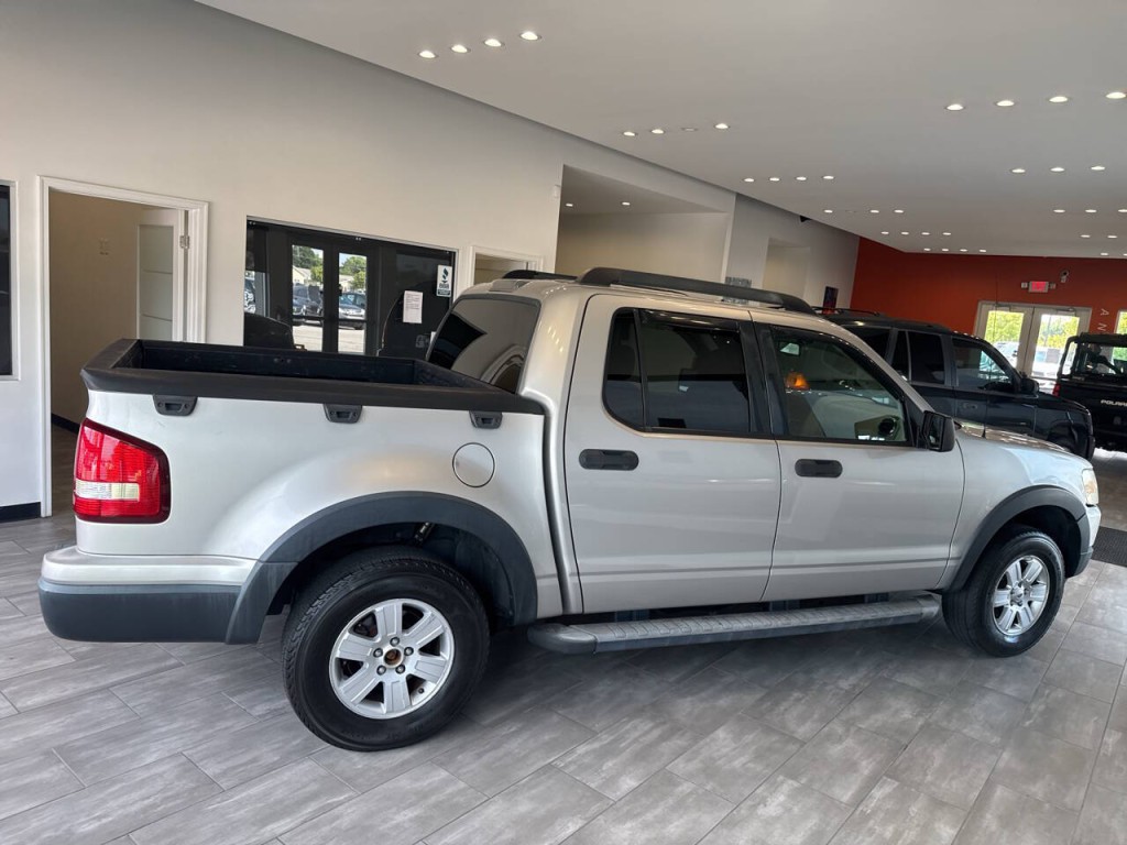 2007 Ford Explorer Image 11