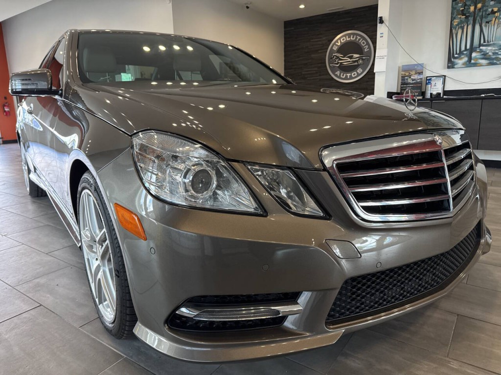 2013 Mercedes-Benz E-Class Image 1