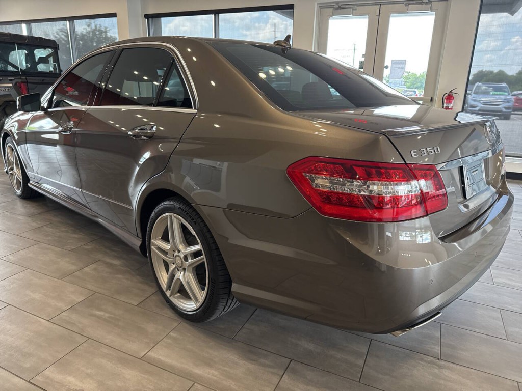 2013 Mercedes-Benz E-Class Image 5