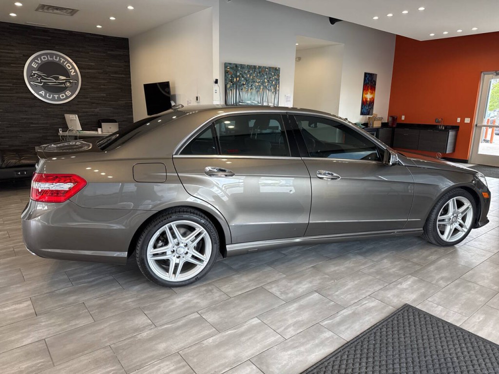 2013 Mercedes-Benz E-Class Image 8