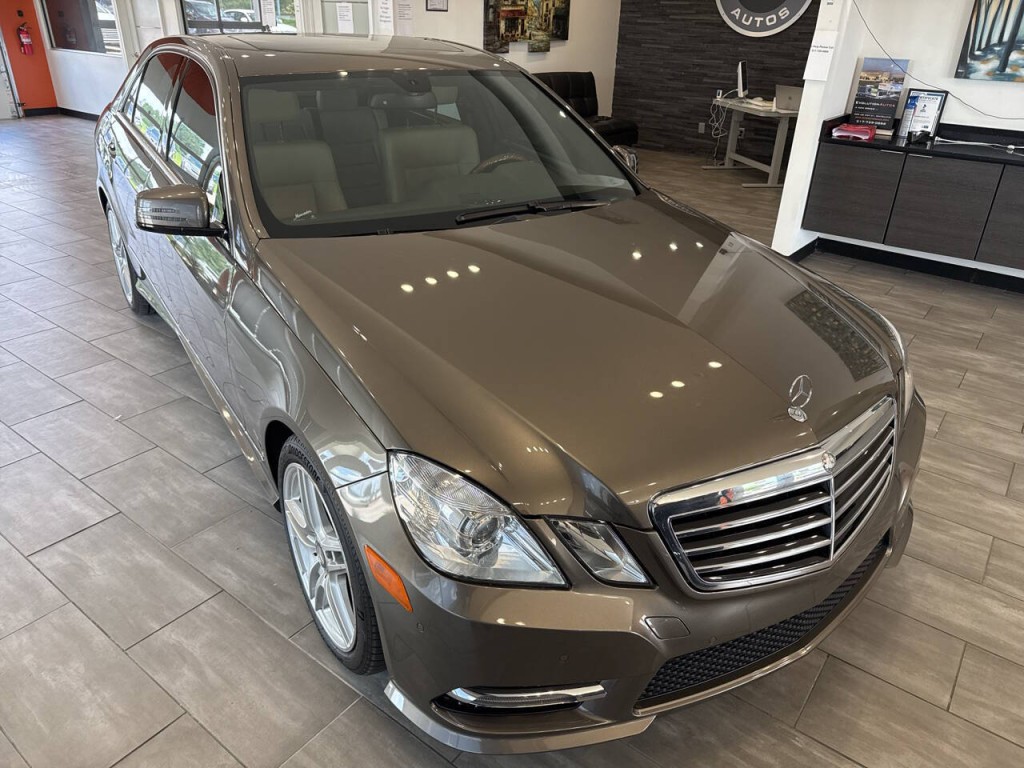 2013 Mercedes-Benz E-Class Image 9