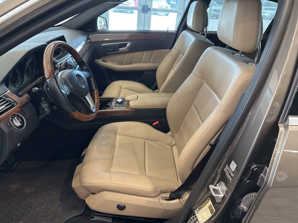 2013 Mercedes-Benz E-Class Image 15