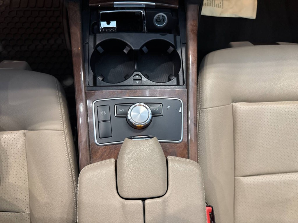 2013 Mercedes-Benz E-Class Image 23