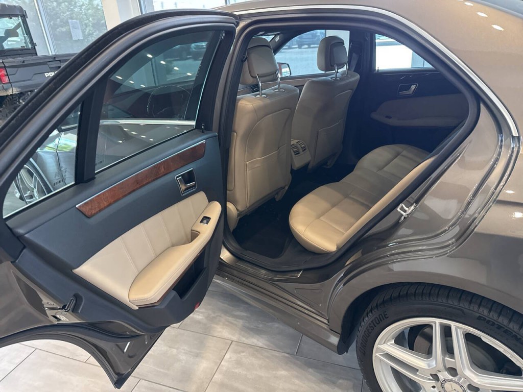 2013 Mercedes-Benz E-Class Image 27