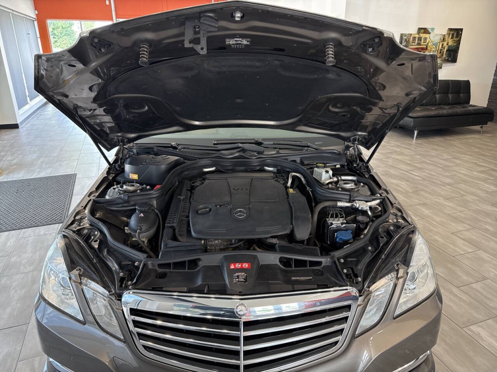 2013 Mercedes-Benz E-Class Image 50