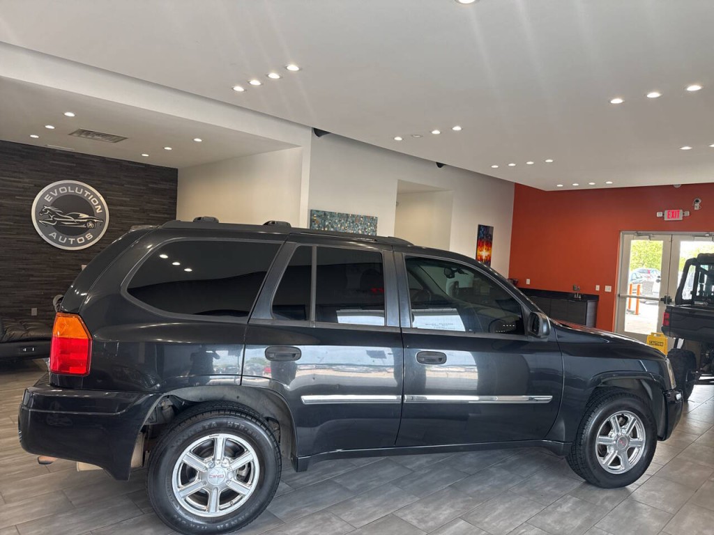 2009 GMC Envoy Image 12