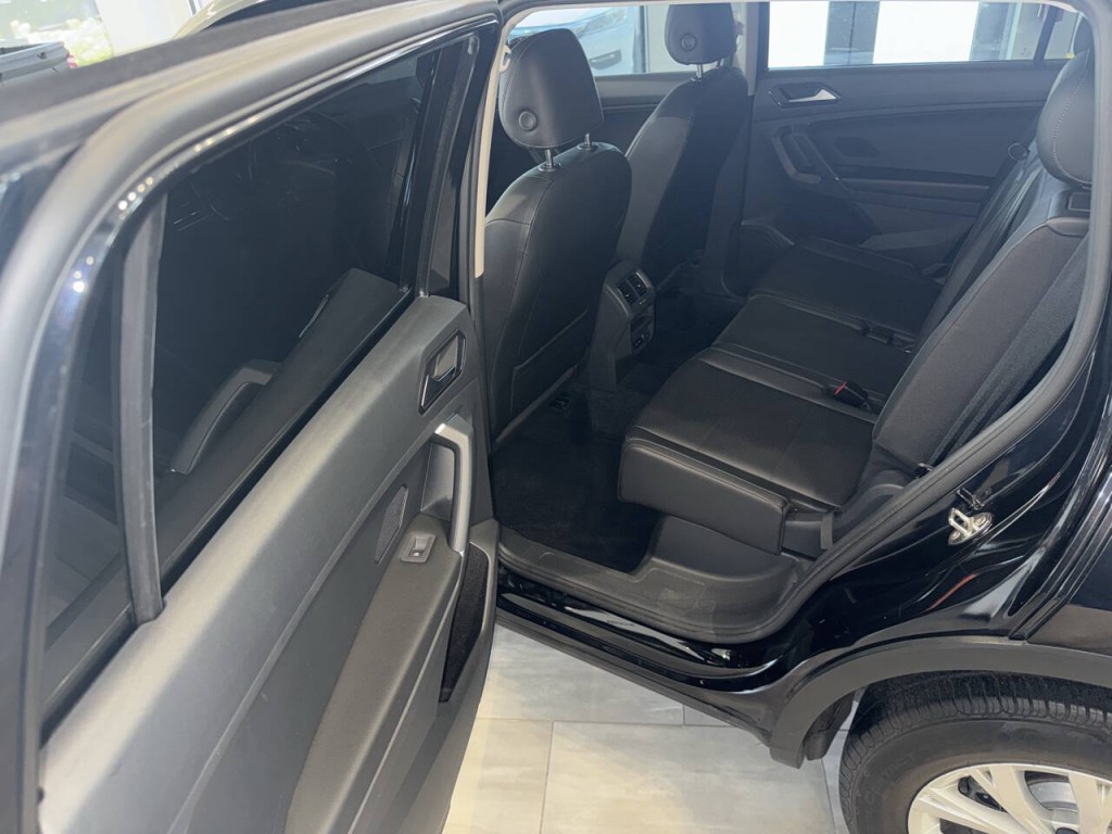 2018 Volkswagen Tiguan Image 22