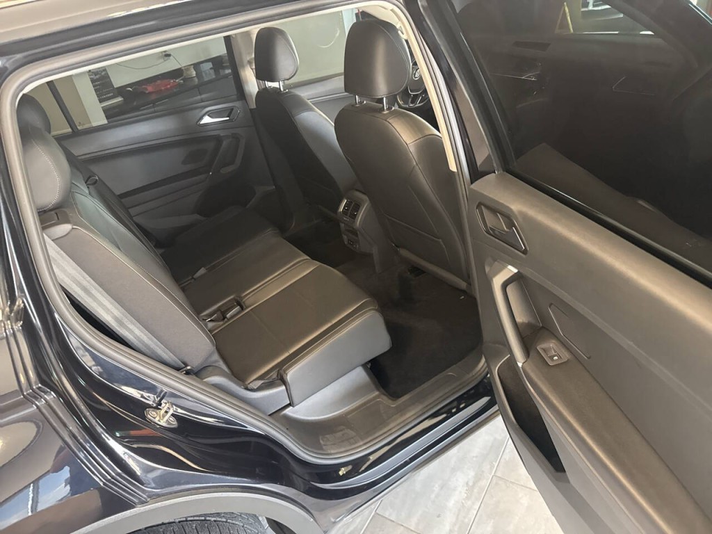 2018 Volkswagen Tiguan Image 30