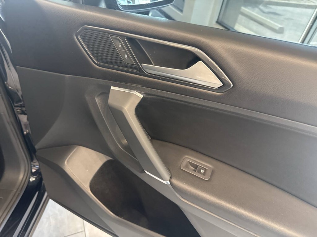 2018 Volkswagen Tiguan Image 31
