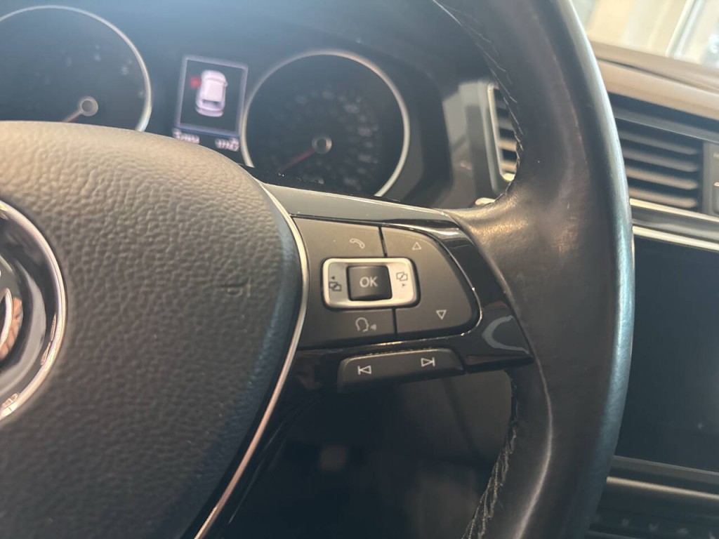 2018 Volkswagen Tiguan Image 34