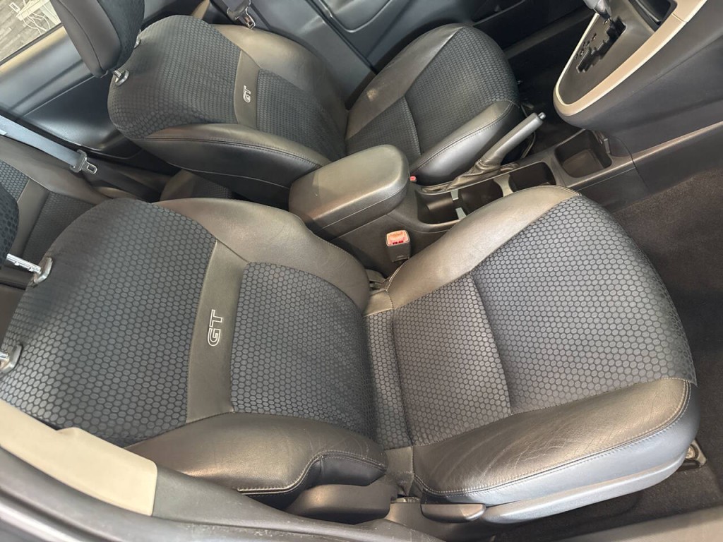 2009 Pontiac Vibe Image 11