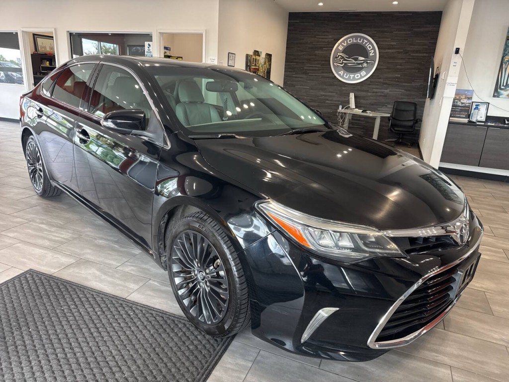 2016 Toyota Avalon Image 4