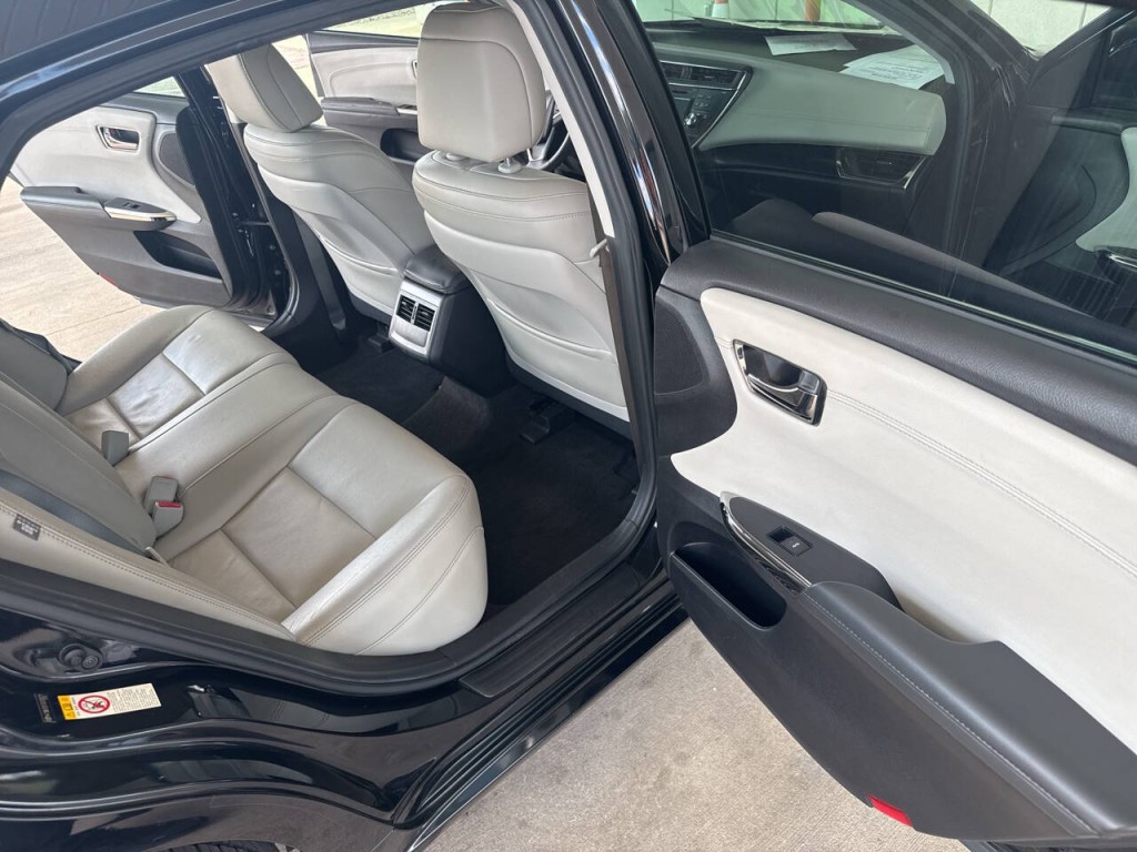 2016 Toyota Avalon Image 41