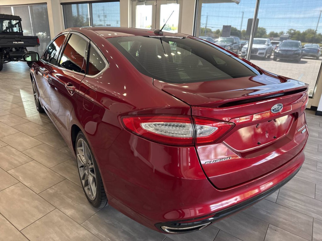 2016 Ford Fusion Image 12