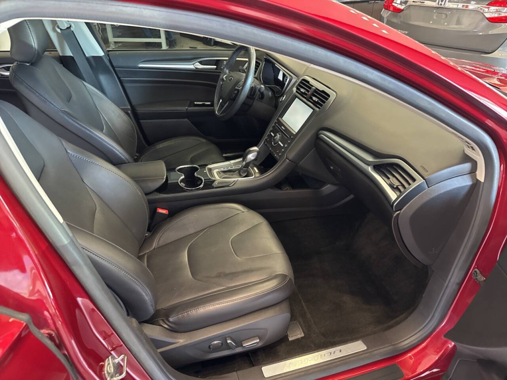 2016 Ford Fusion Image 20
