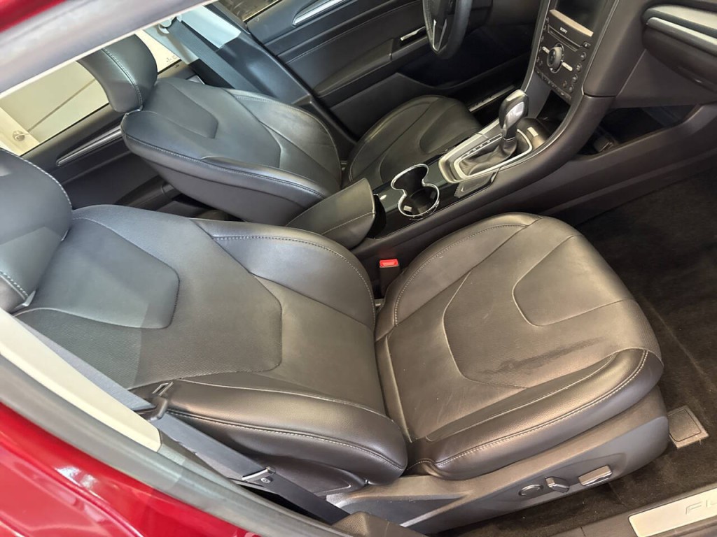2016 Ford Fusion Image 21