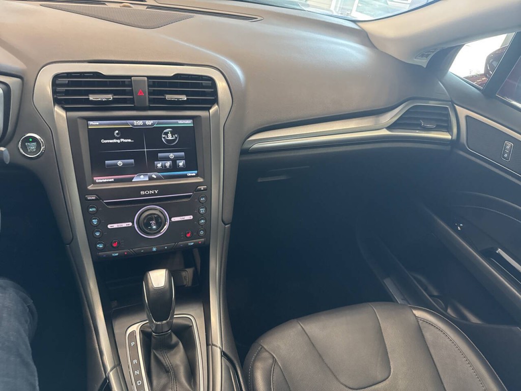 2016 Ford Fusion Image 30
