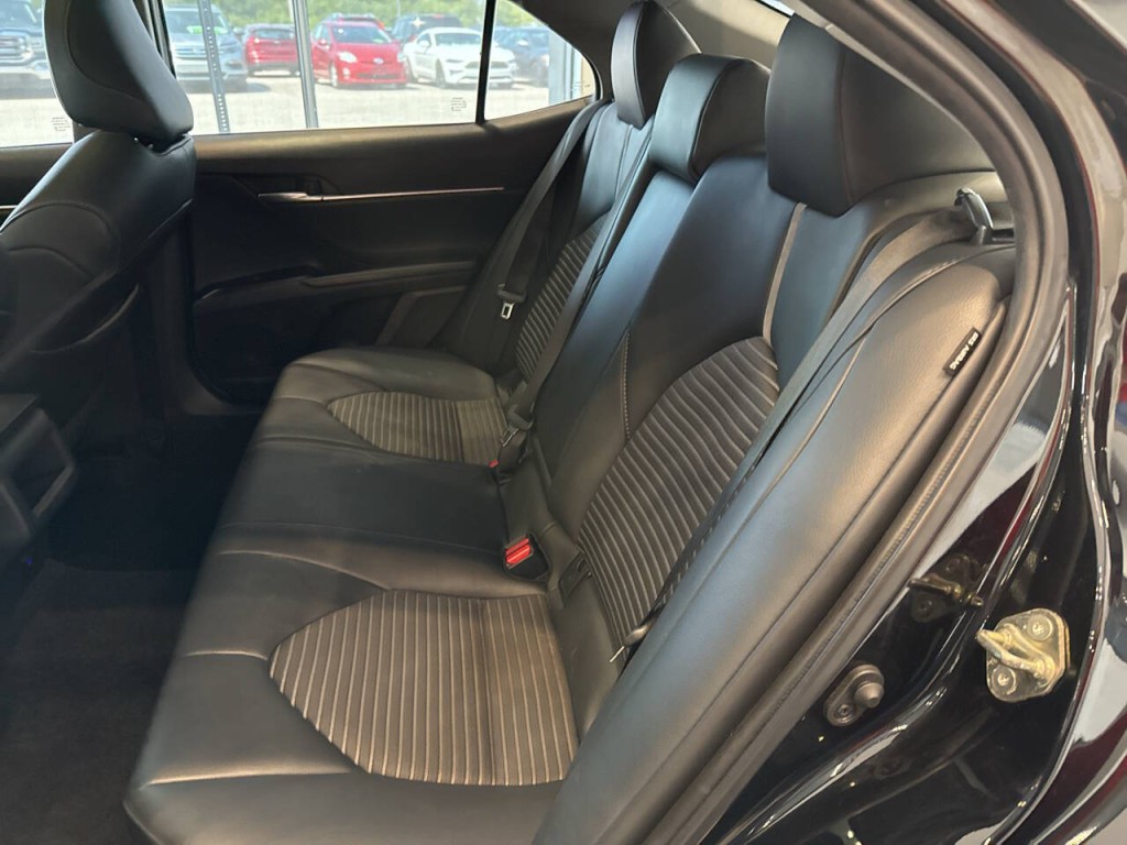 2020 Toyota Camry Image 27