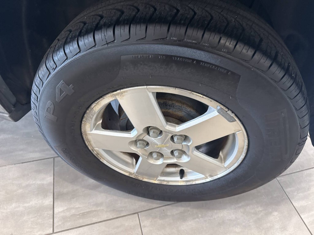 2005 Chevrolet Equinox Image 5