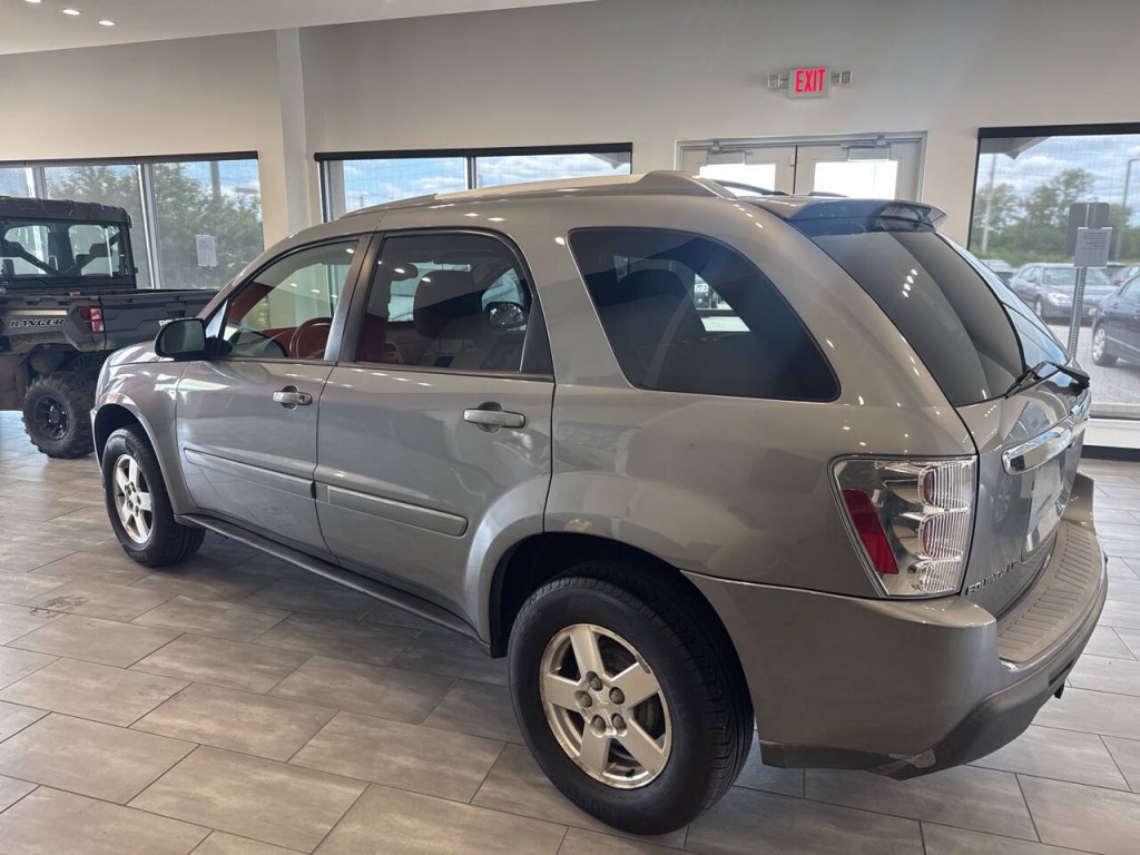 2005 Chevrolet Equinox Image 6