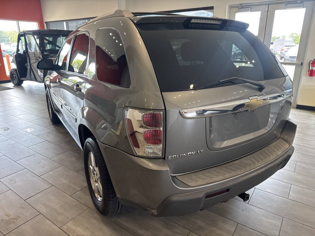 2005 Chevrolet Equinox Image 7