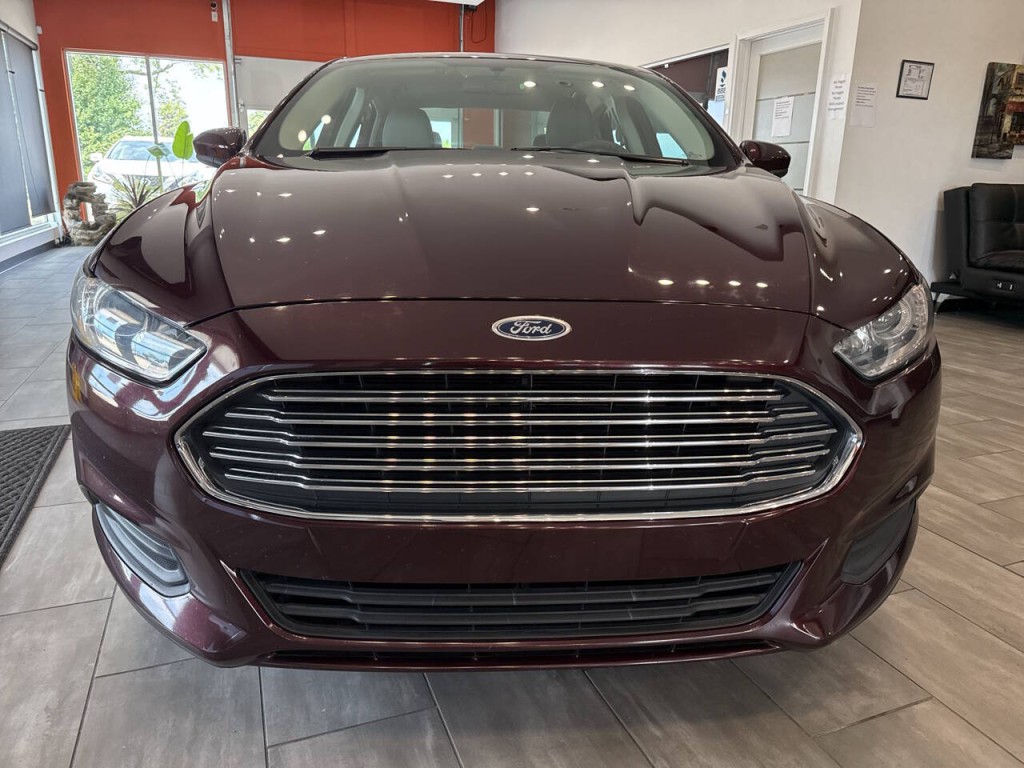 2013 Ford Fusion Image 2