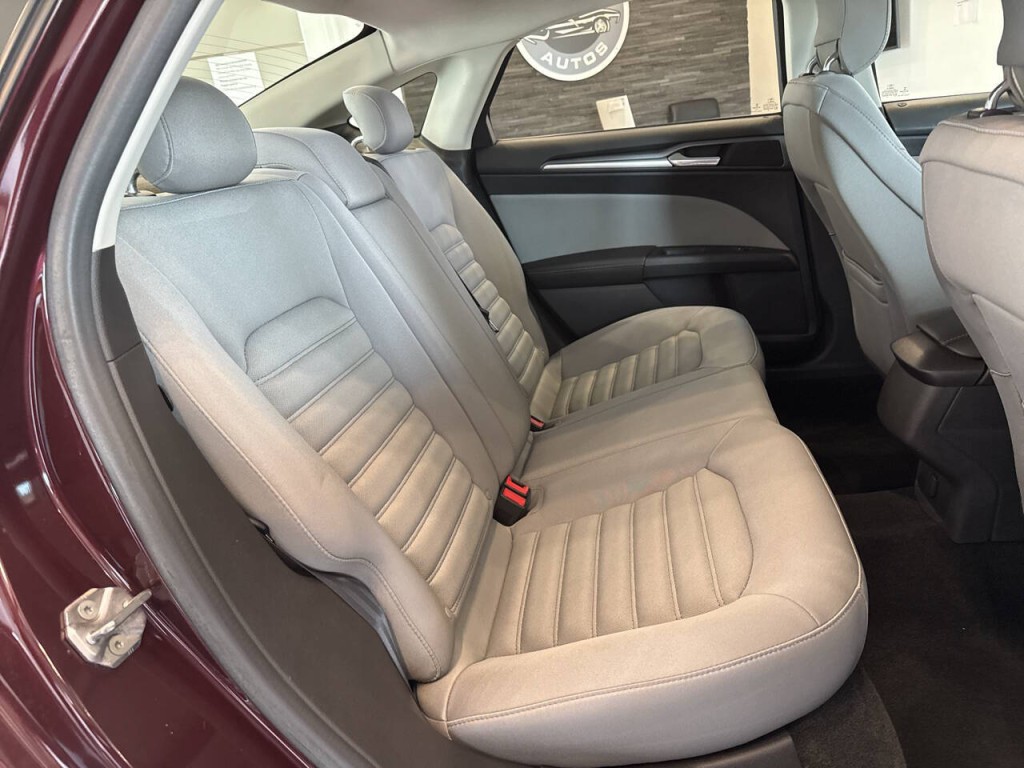 2013 Ford Fusion Image 33